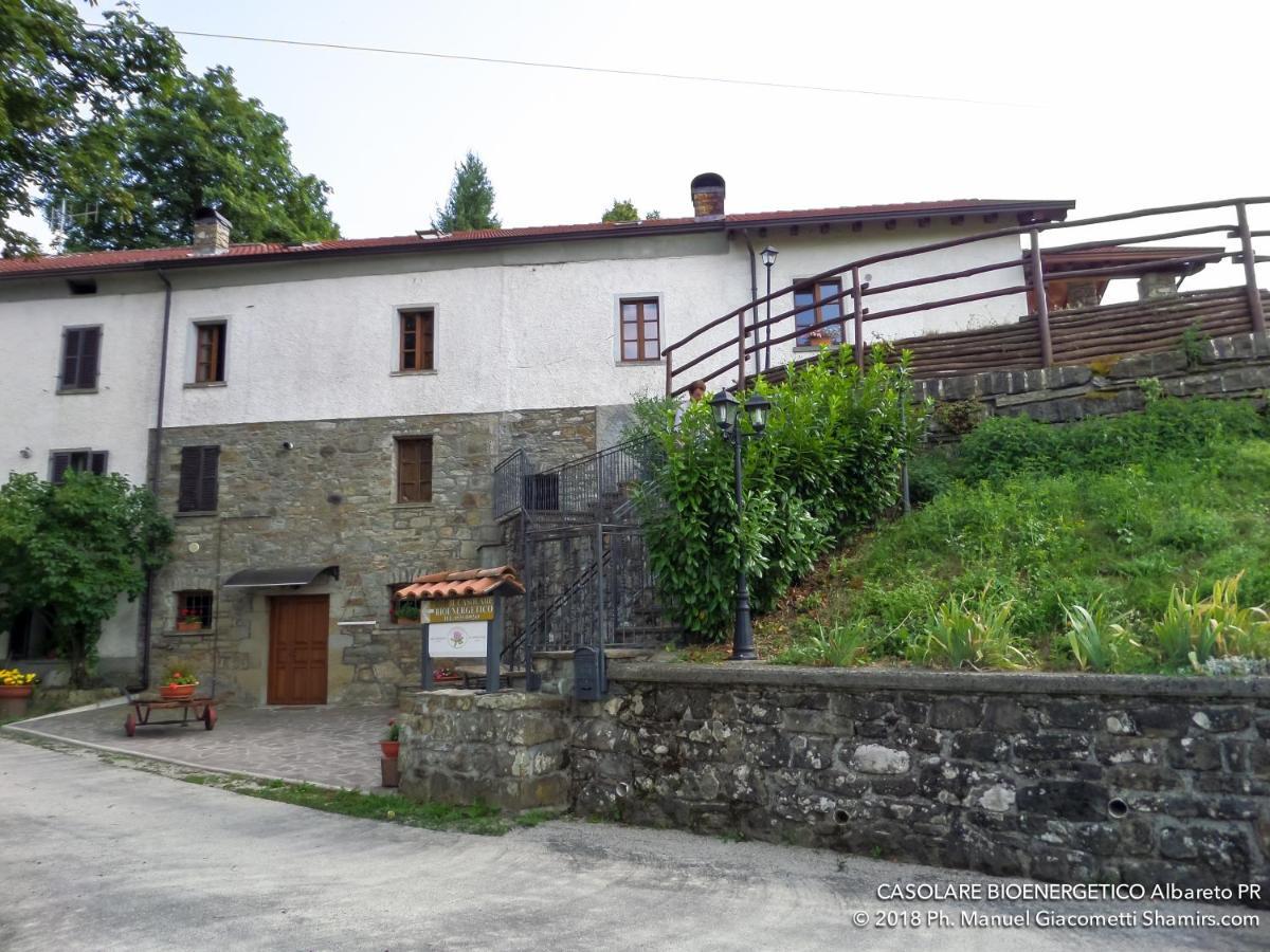 Il Casolare Bioenergetico Bed & Breakfast Albareto  Екстериор снимка
