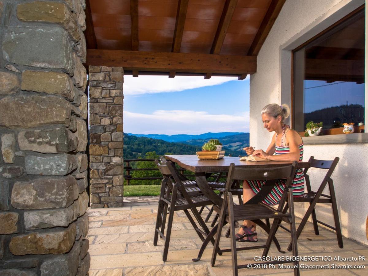 Il Casolare Bioenergetico Bed & Breakfast Albareto  Екстериор снимка