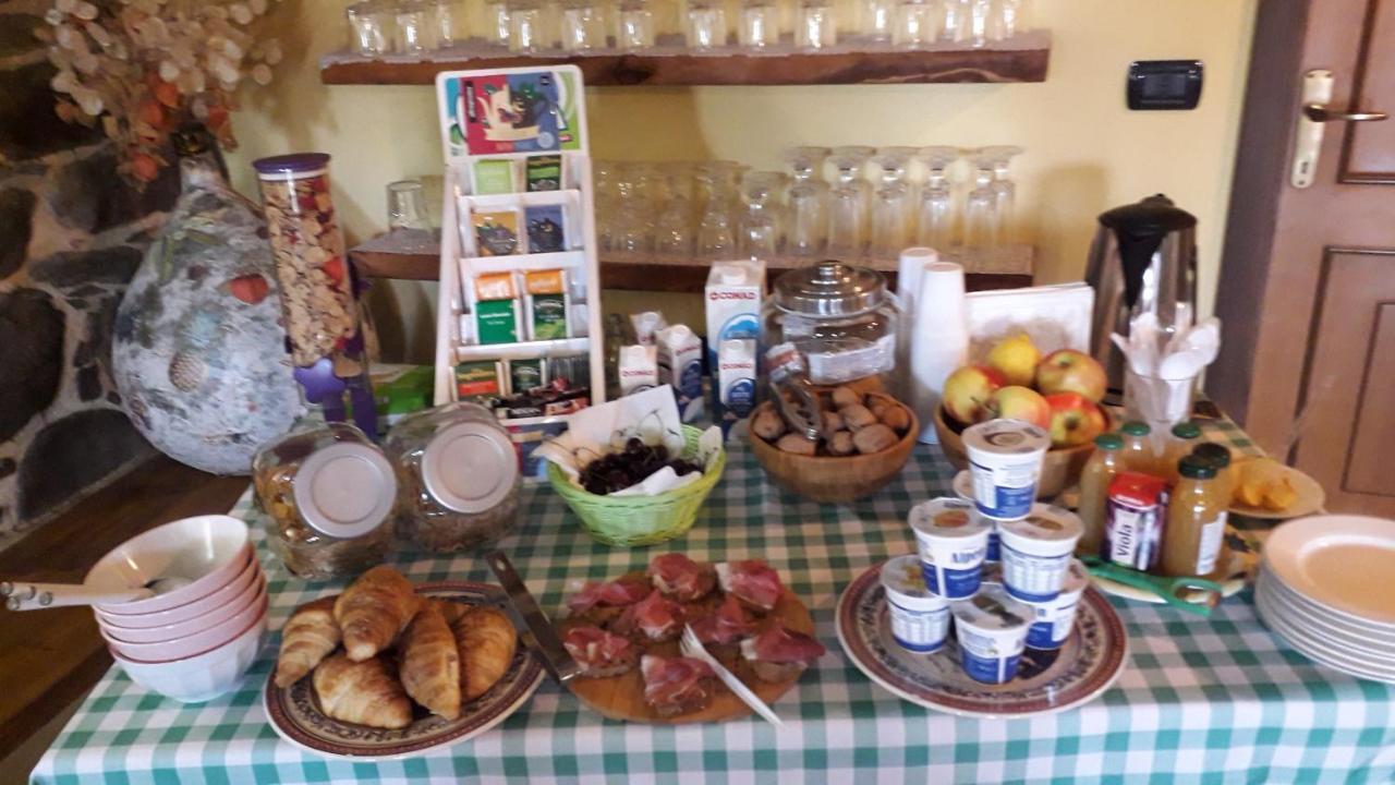 Il Casolare Bioenergetico Bed & Breakfast Albareto  Екстериор снимка