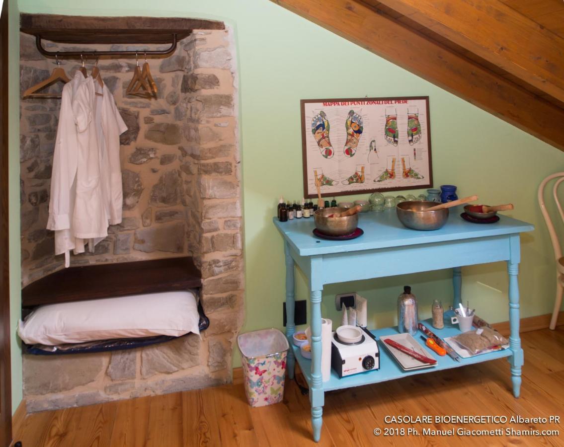 Il Casolare Bioenergetico Bed & Breakfast Albareto  Екстериор снимка