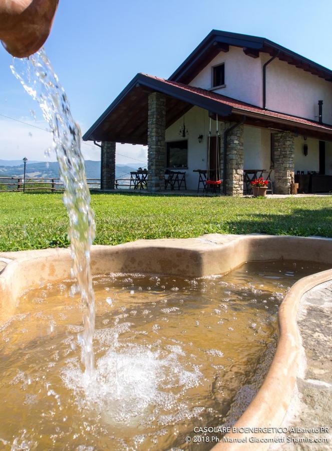 Il Casolare Bioenergetico Bed & Breakfast Albareto  Екстериор снимка