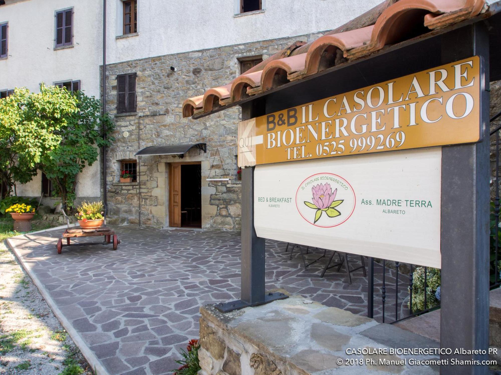 Il Casolare Bioenergetico Bed & Breakfast Albareto  Екстериор снимка
